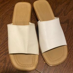 Genuine Leather Sandal - size 9